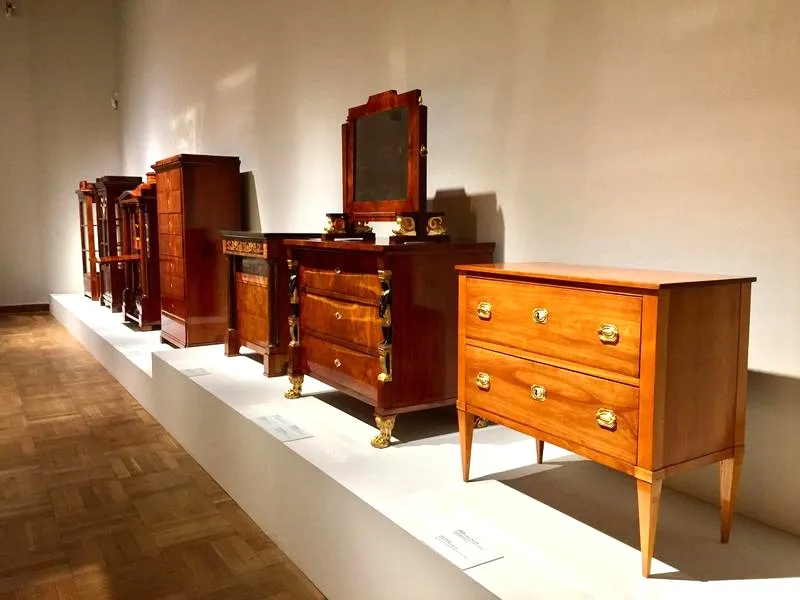 Jak rozpoznać meble biedermeier? Cechy, które zdradzają styl