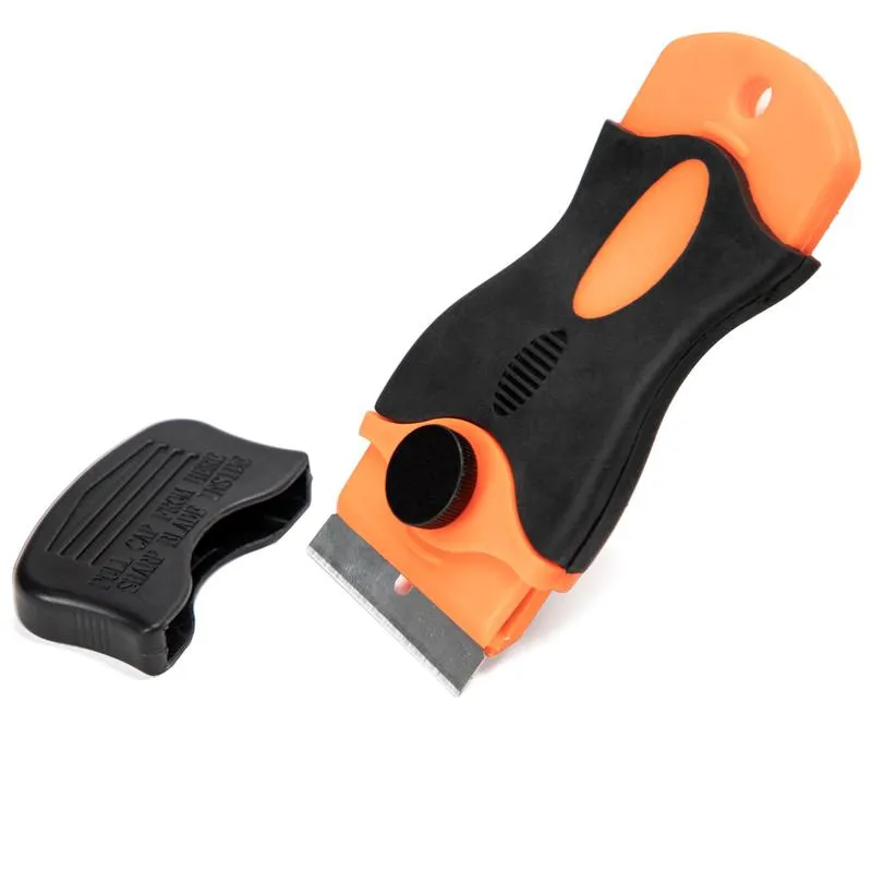 Skuteczne sposoby na usunięcie kleju z kamienia dekoracyjnego bez uszkodzeń