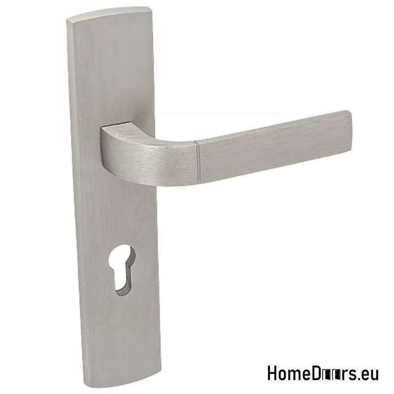 Zamontuj klamkę do drzwi łazienkowych jak profesjonalista – unikaj typowych błędów