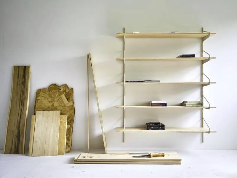 Zbuduj własny regał z płyty meblowej – odkryj proste kroki, które odmienią twój wnętrzarskie pomysły