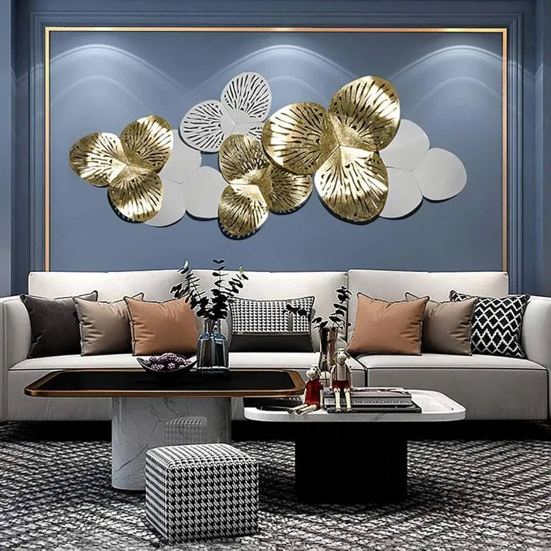 Dekoracje ściany nad kanapą