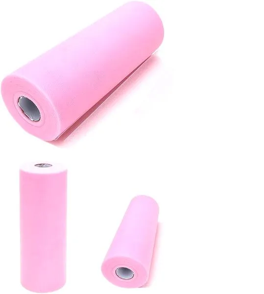 Dekoracje stołowe z tiulem