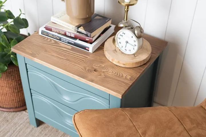 Farby i materiały do mebli