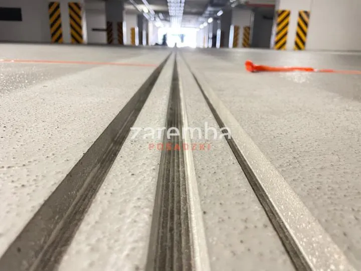 Jak oszczędzić na podłodze garażowej