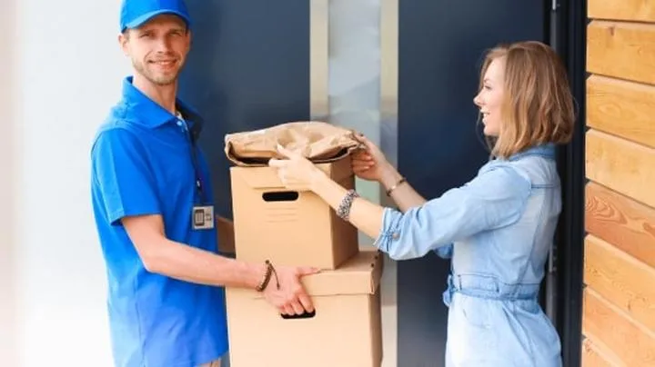 Koszty wysyłki mebli