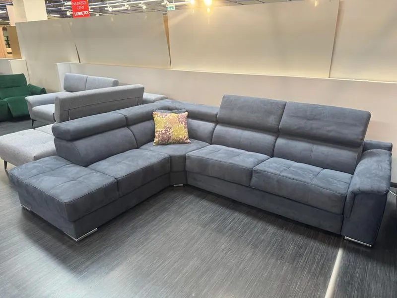 Ustawienie narożnika w salonie i funkcjonalność